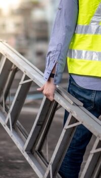 Safe Working with Ladders and Stepladders