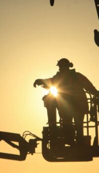 Mobile Elevating Work Platforms